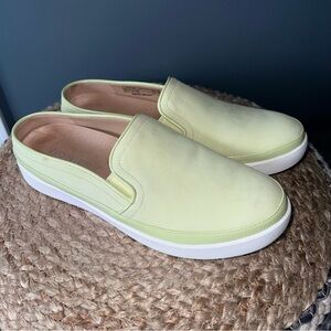 Vionic Effortless Leather Mules